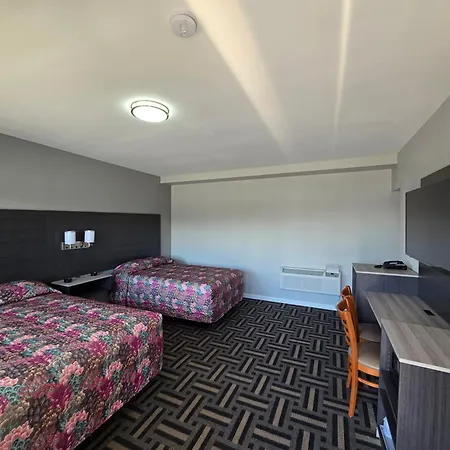Skyline Motel